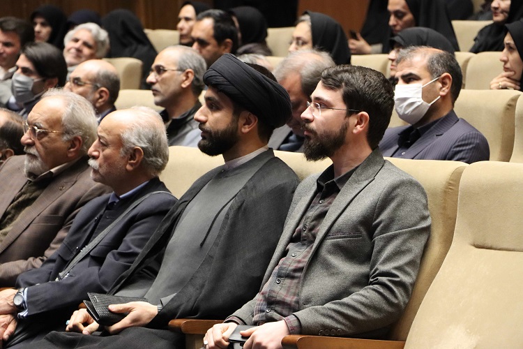 اهمیت تبیین و فرهنگ‌سازی قوانین عفاف و حجاب در کاهش آسیب‌های اجتماعی جامعه/ آیا قوانین رواج بی‌حجابی در مؤسسات آموزشی را می‌دانید؟